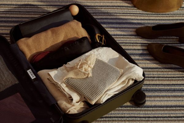 Artículos esenciales para qué llevar en la maleta para viajar a Asia